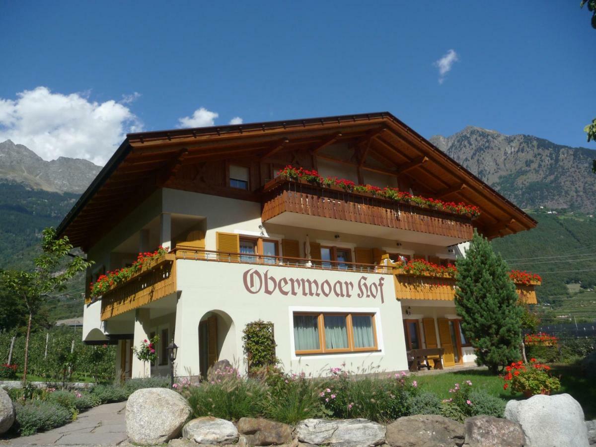Ferienwohnungen Obermoarhof Lagundo Exteriör bild