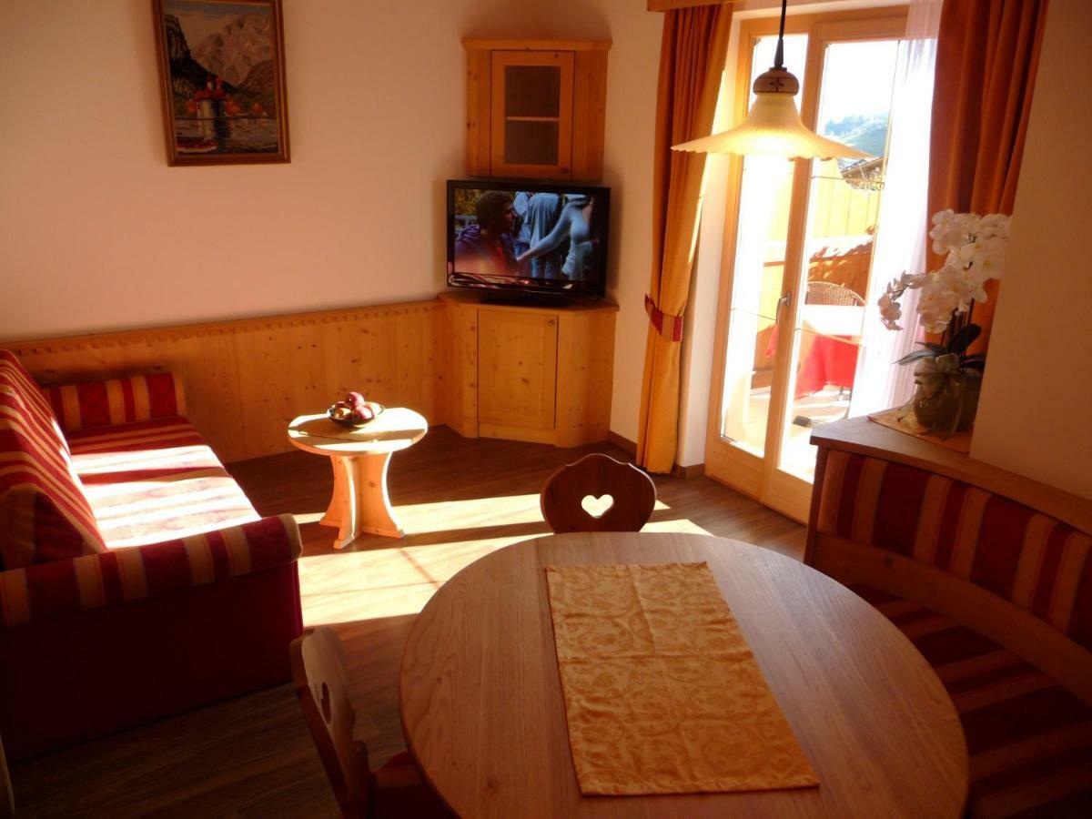Ferienwohnungen Obermoarhof Lagundo Exteriör bild