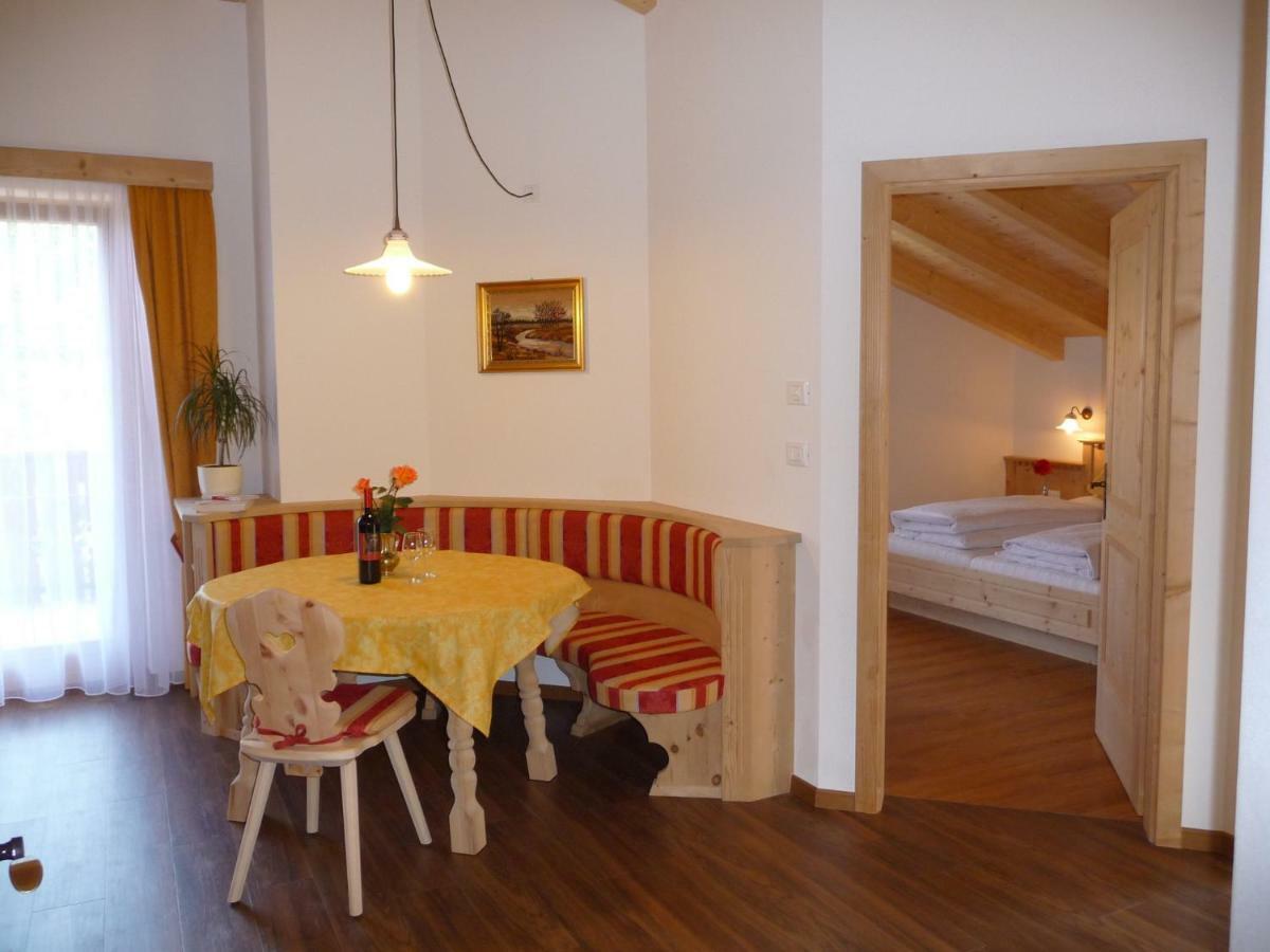 Ferienwohnungen Obermoarhof Lagundo Exteriör bild