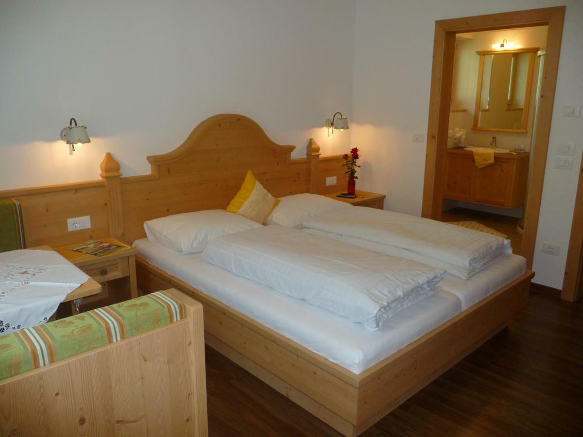 Ferienwohnungen Obermoarhof Lagundo Exteriör bild